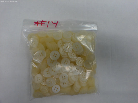 Button Bonanza ( 2023 )