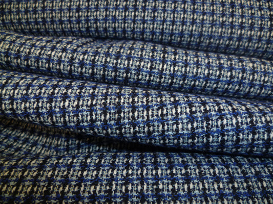 Silk / Wool Chanel Boucle ( NEW 2022 )