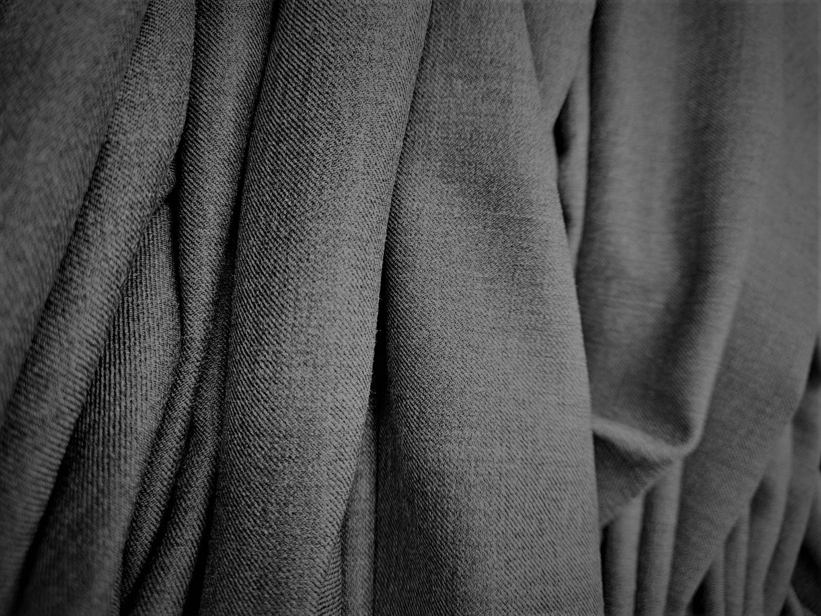 Tropical weight Wool-blend  ( NEW  )