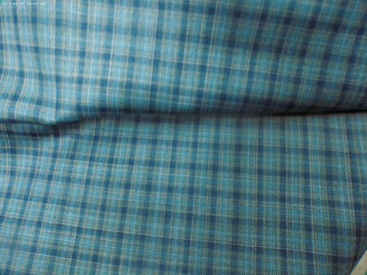 100 % Wool worsted ( NEW 2026 )