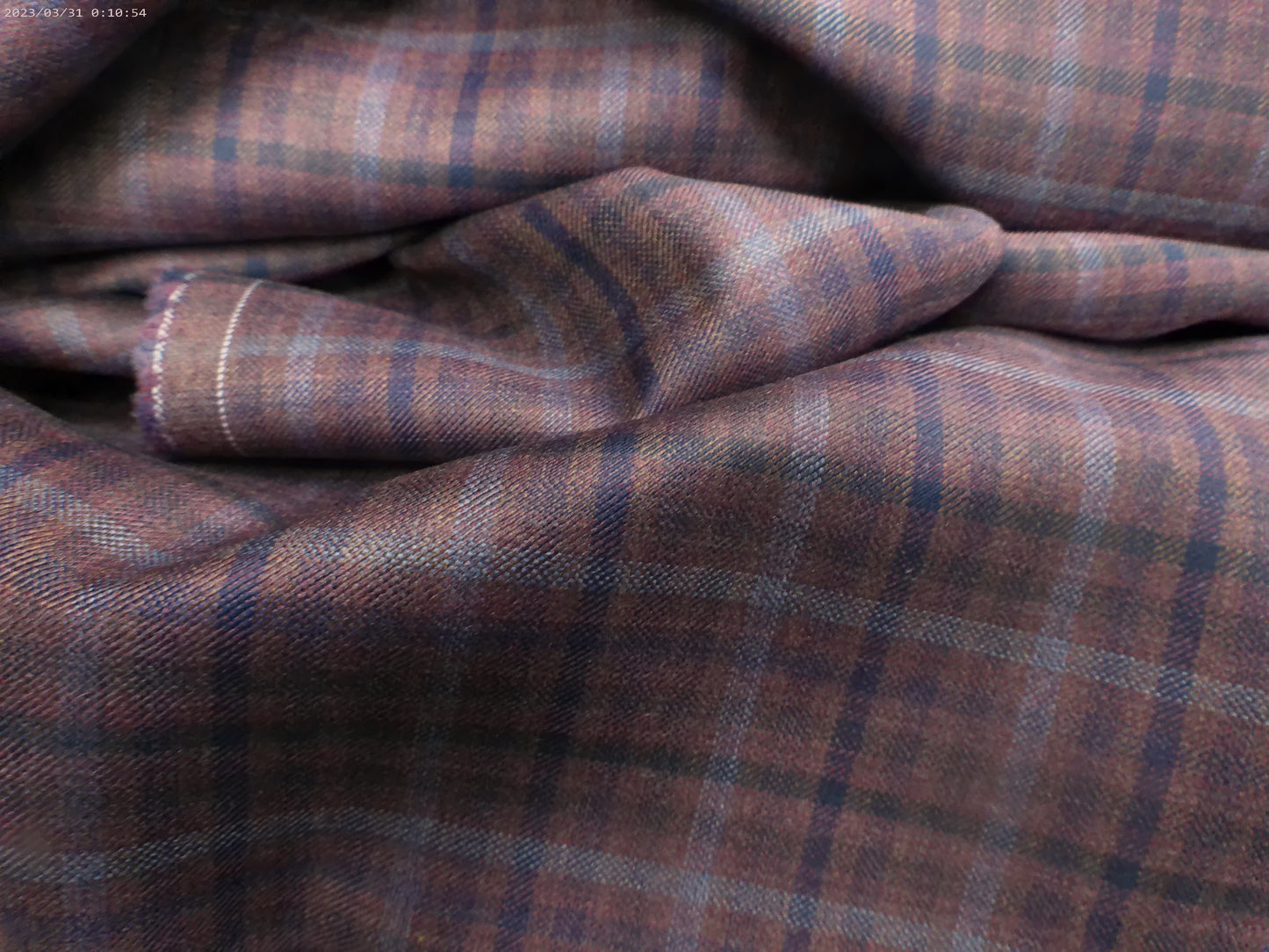 100 % Wool Worsted ( NEW 2026 )