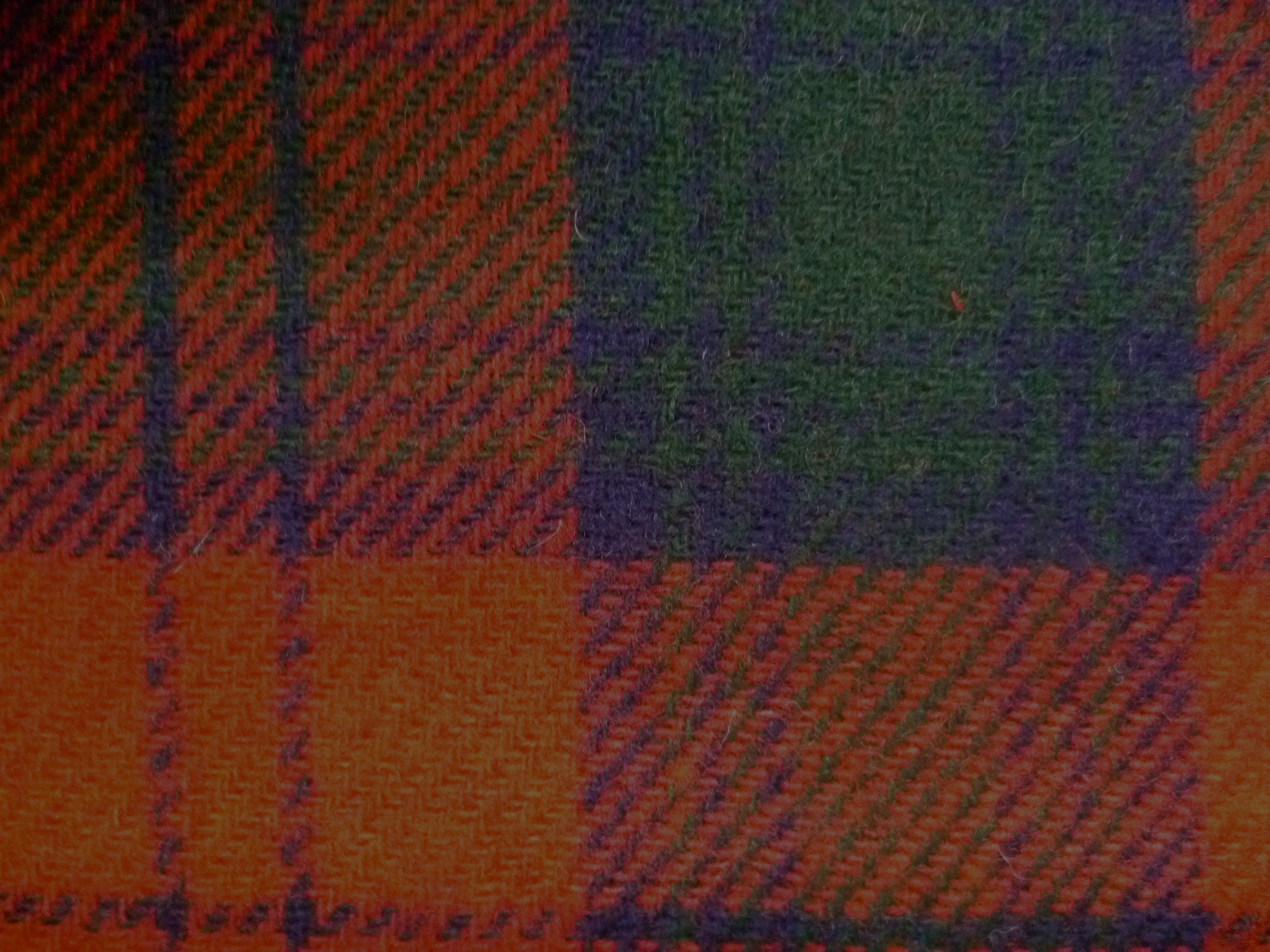 100% Wool ( NEW )