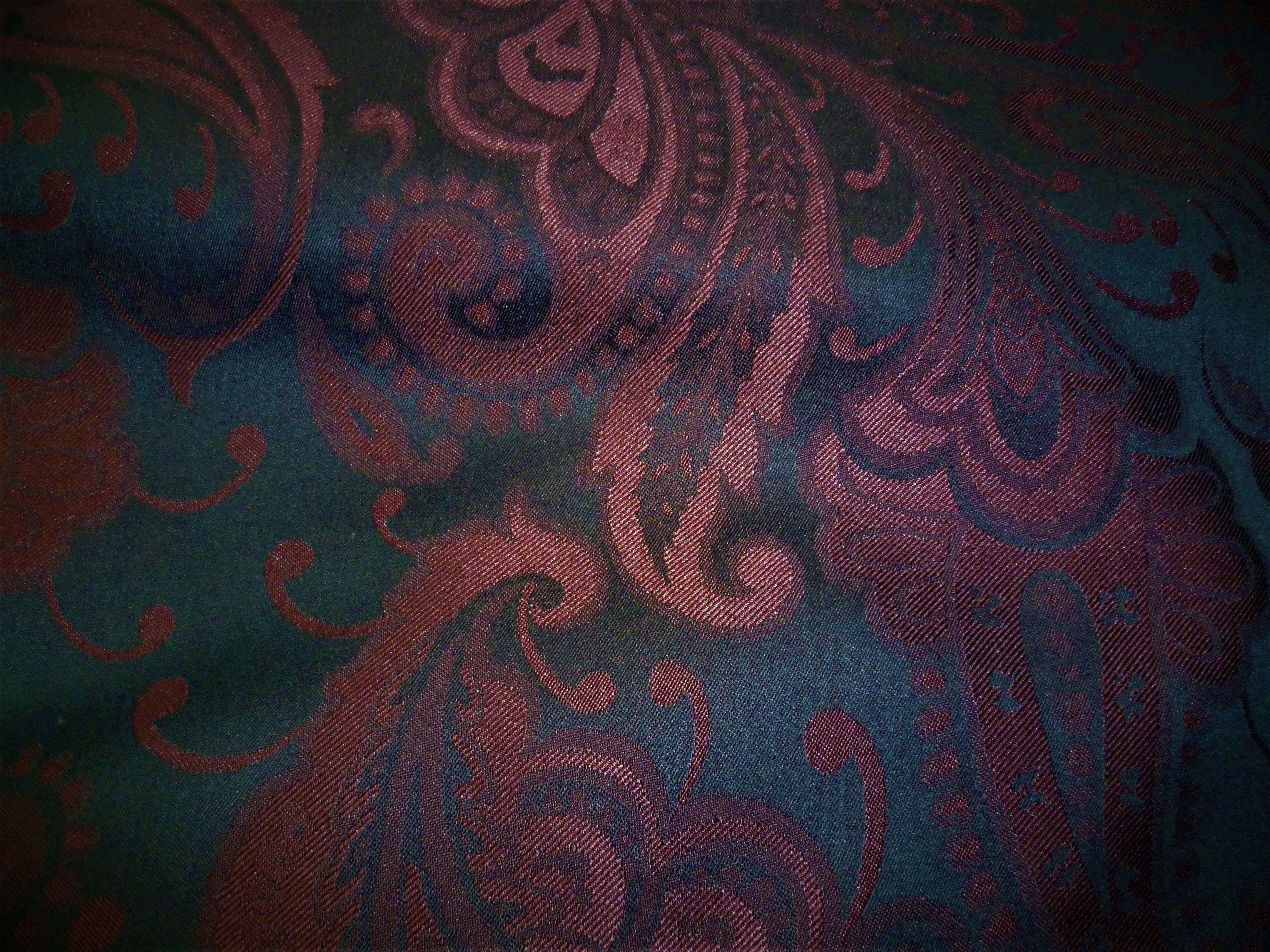 100 % Wool Worsted ( NEW  )