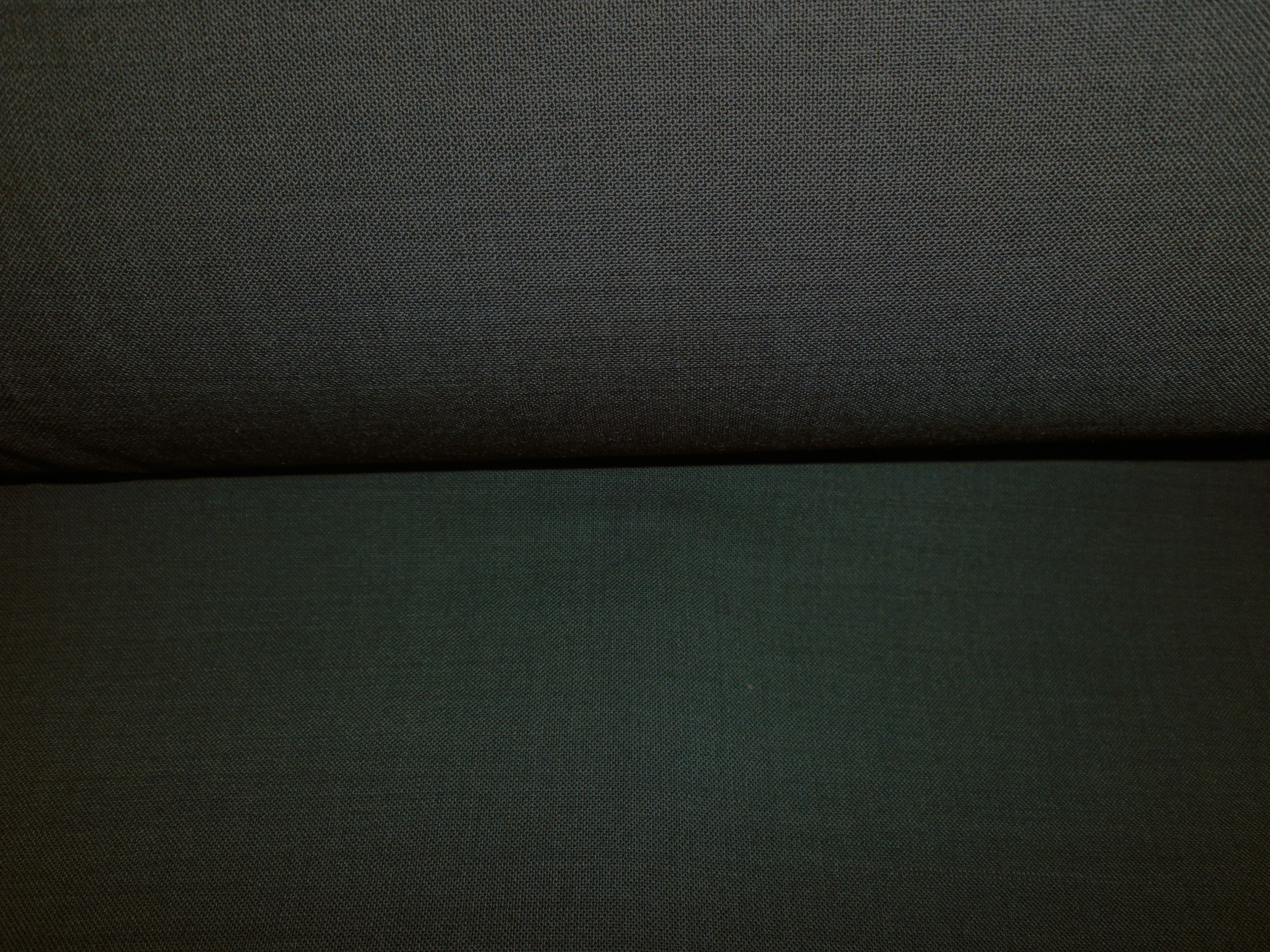 100 % Wool worsted ( NEW 2024 )