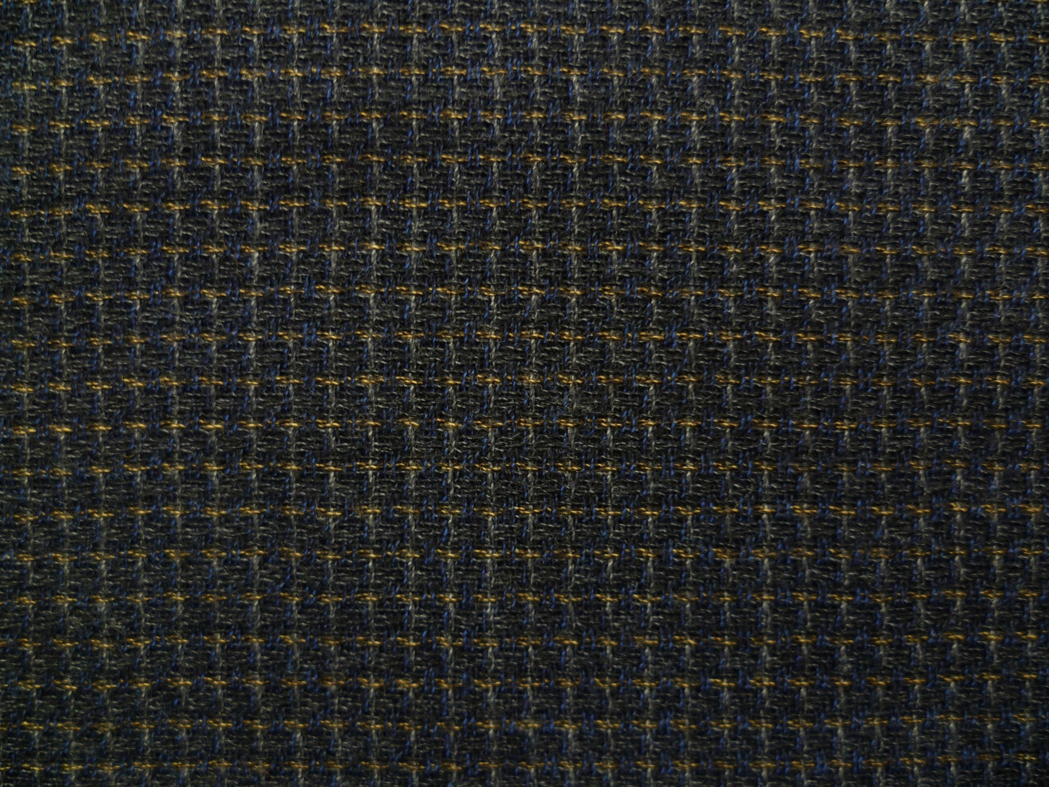 100% High twist wool ( NEW )