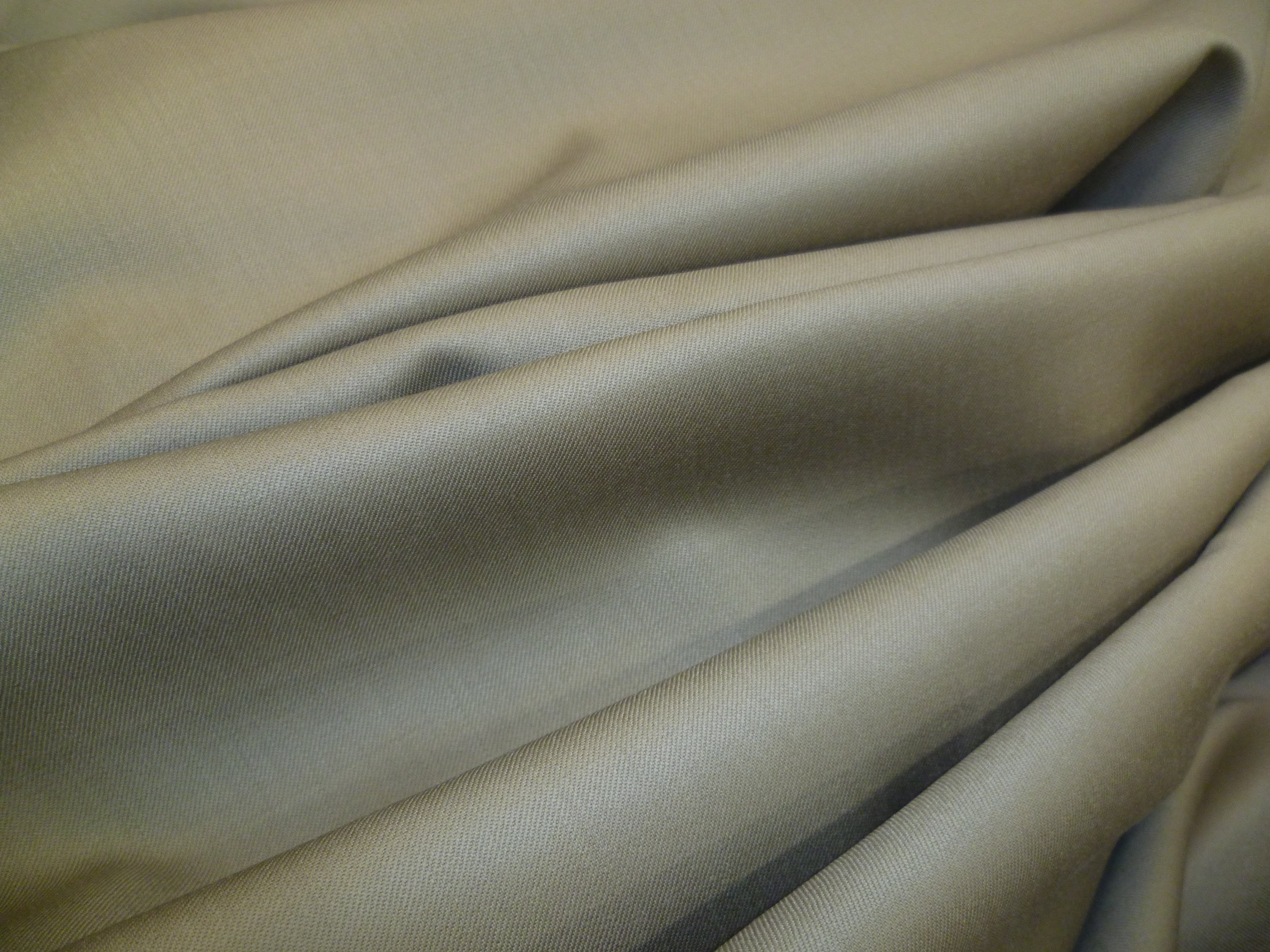 Grey Plain Worsted Wool Suiting