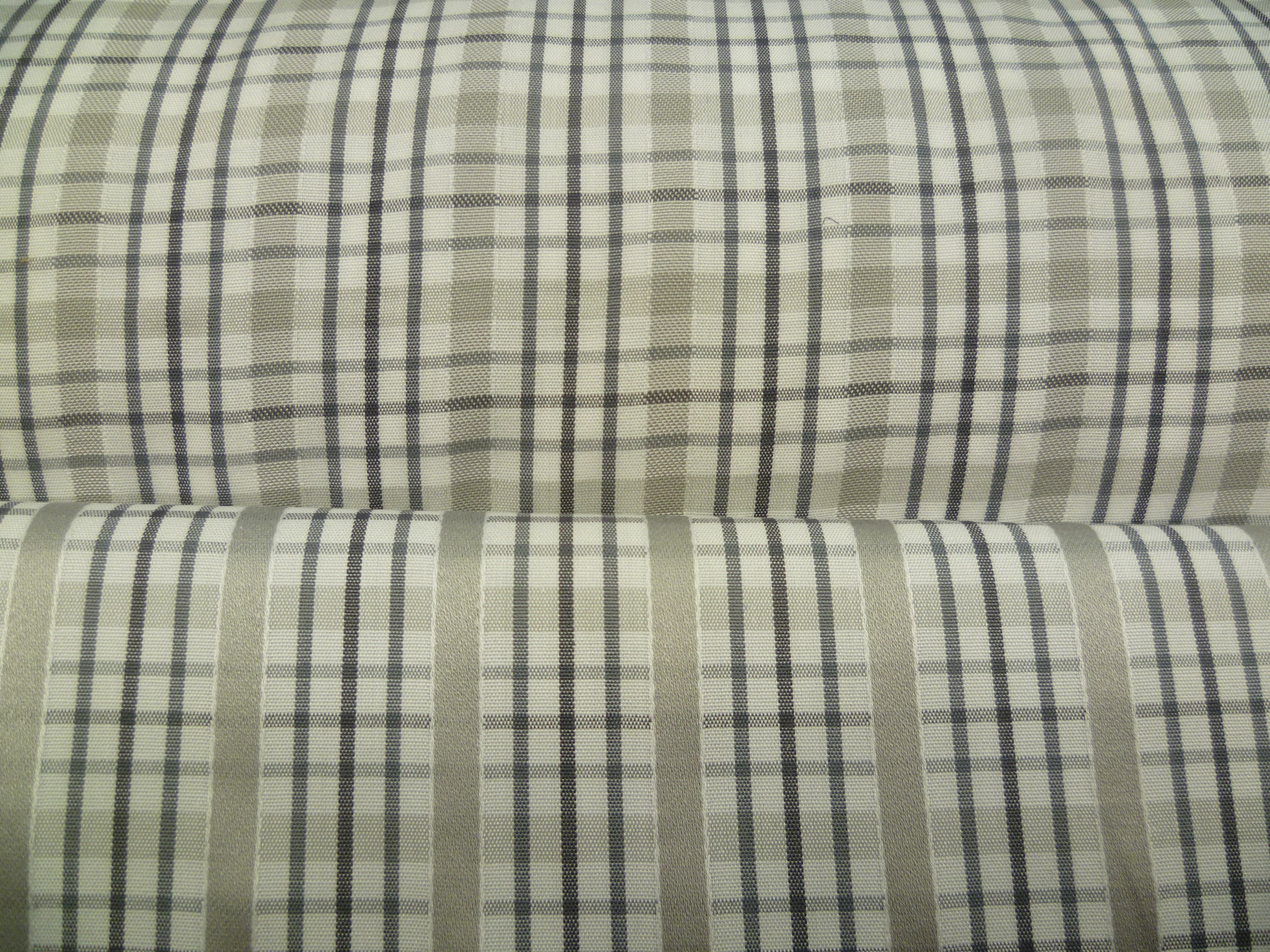 Multicolour Plaid Cotton Shirting