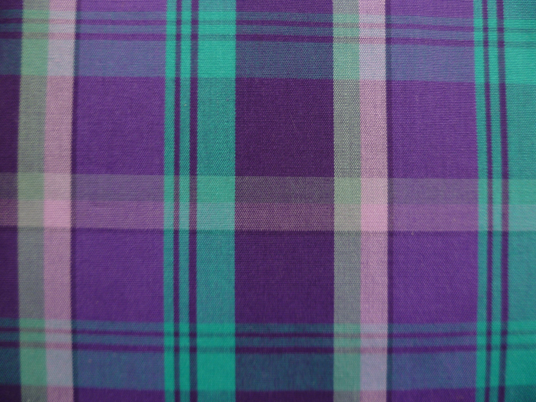 100% Egyptian cotton. 4-5 oz