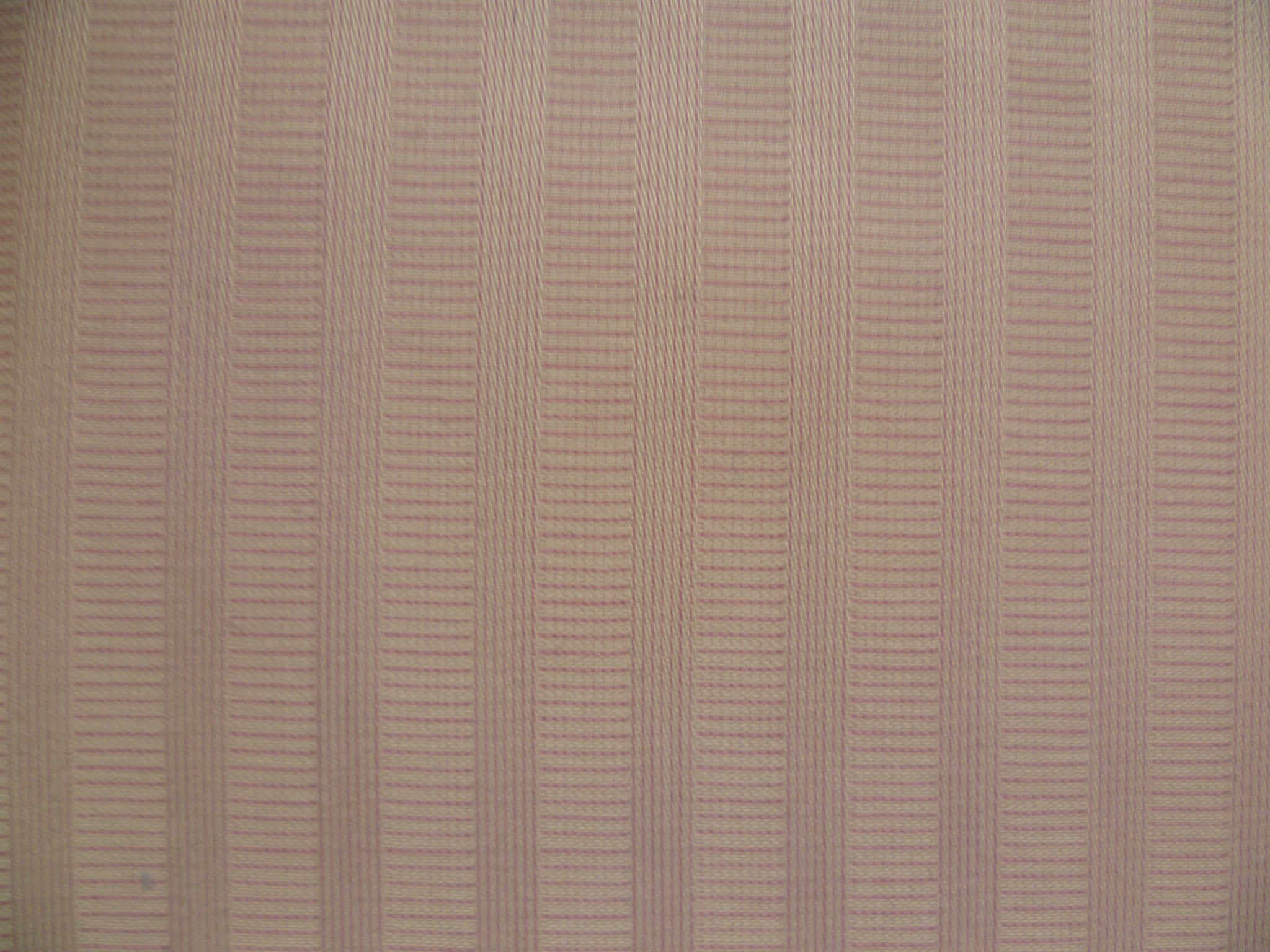 100% Egyptian cotton. 4-5 oz