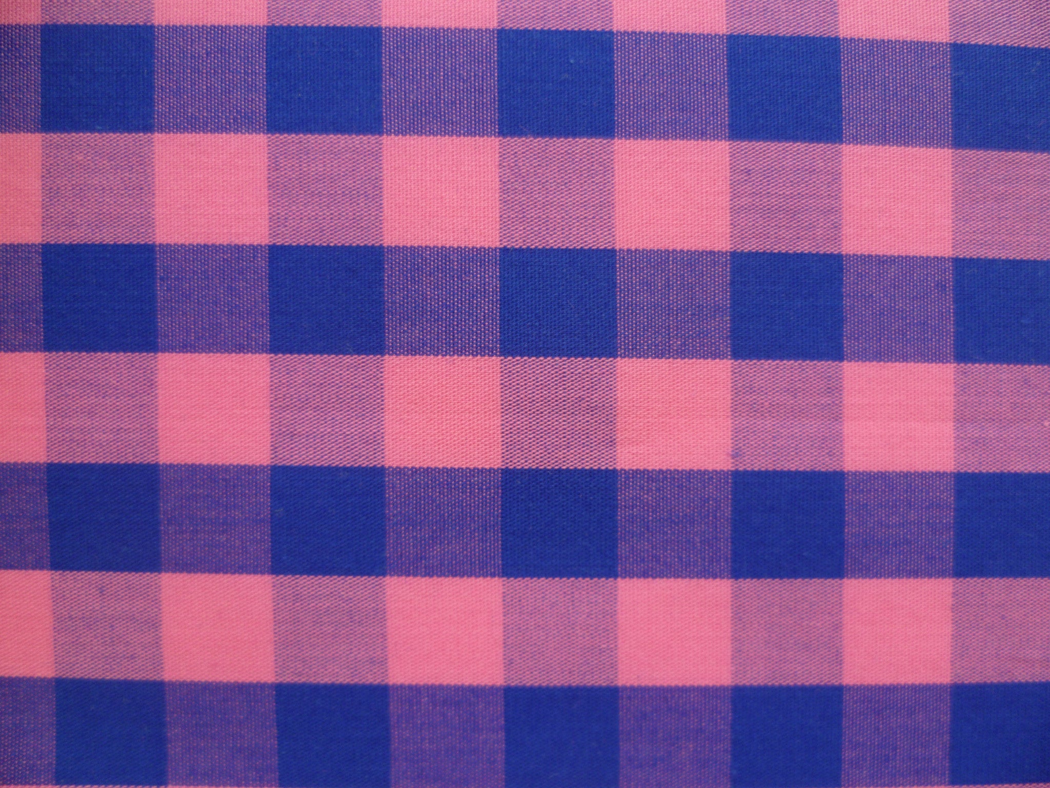 100% Egyptian cotton. 4-5 oz