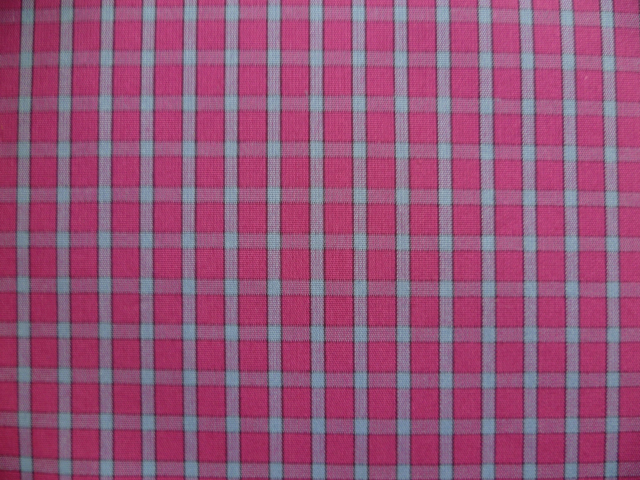 100% Egyptian cotton. 4-5 oz