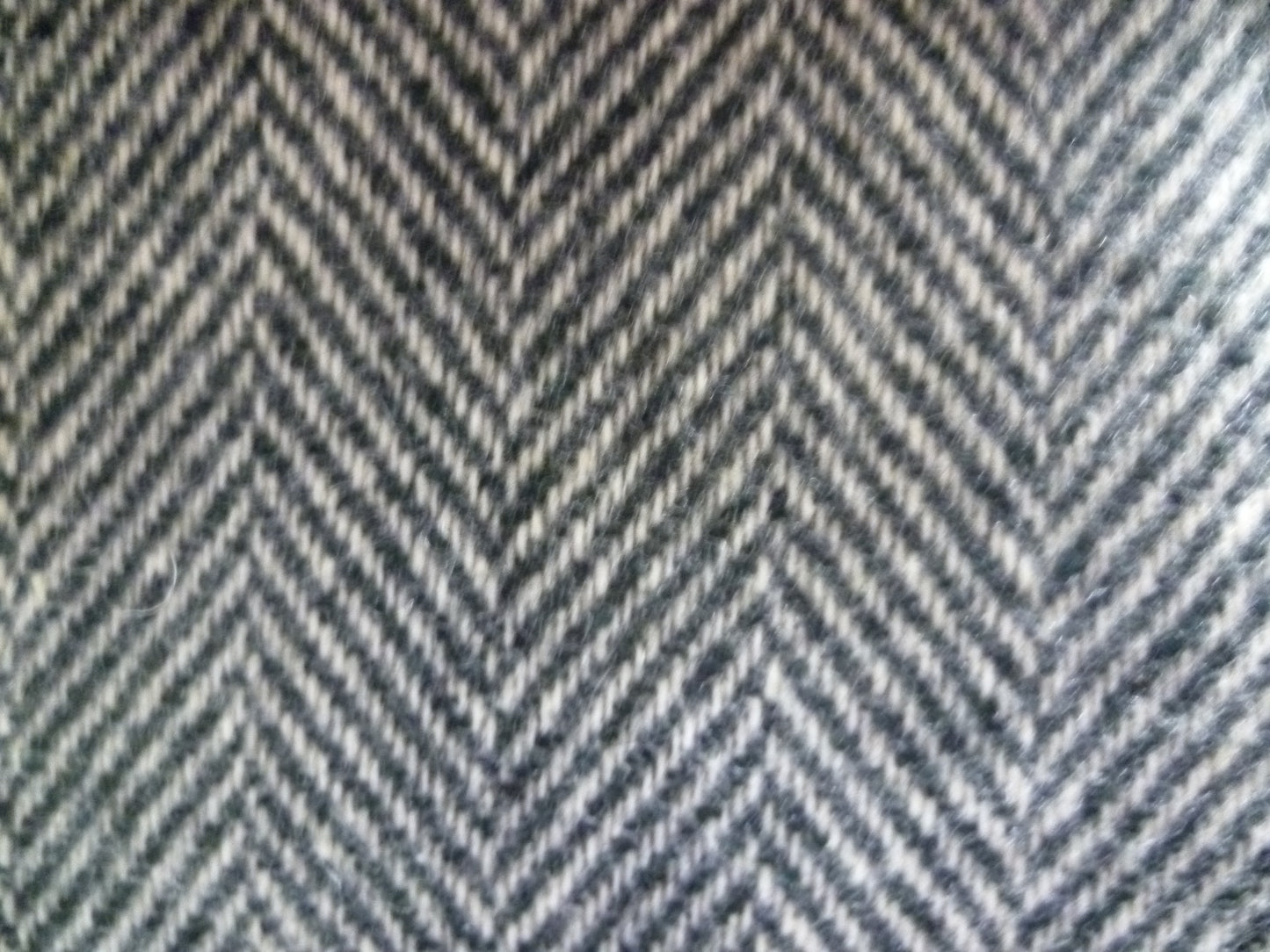 100 % Wool. ( NEW ARRIVALS )