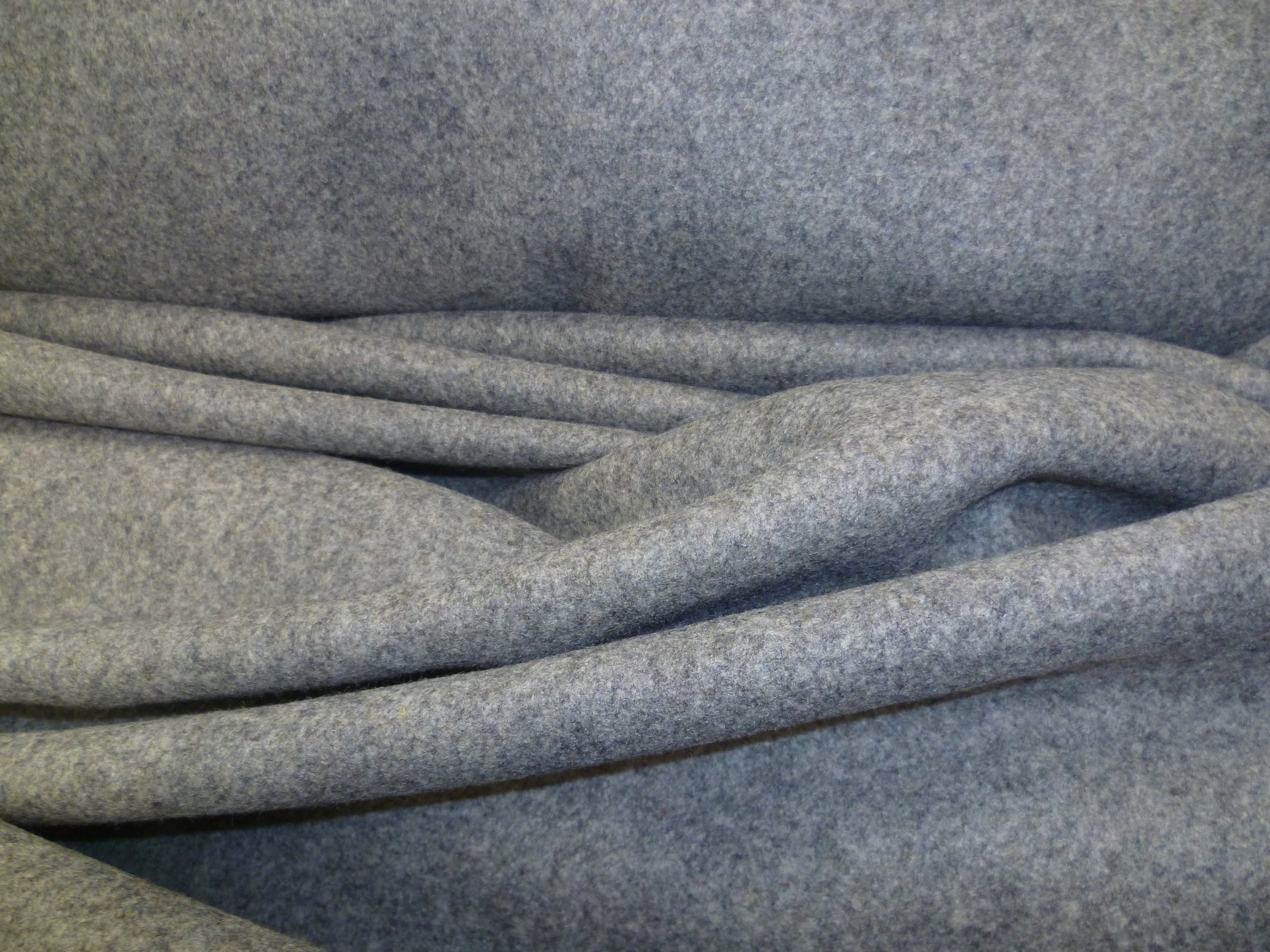 100% Wool ( NEW )
