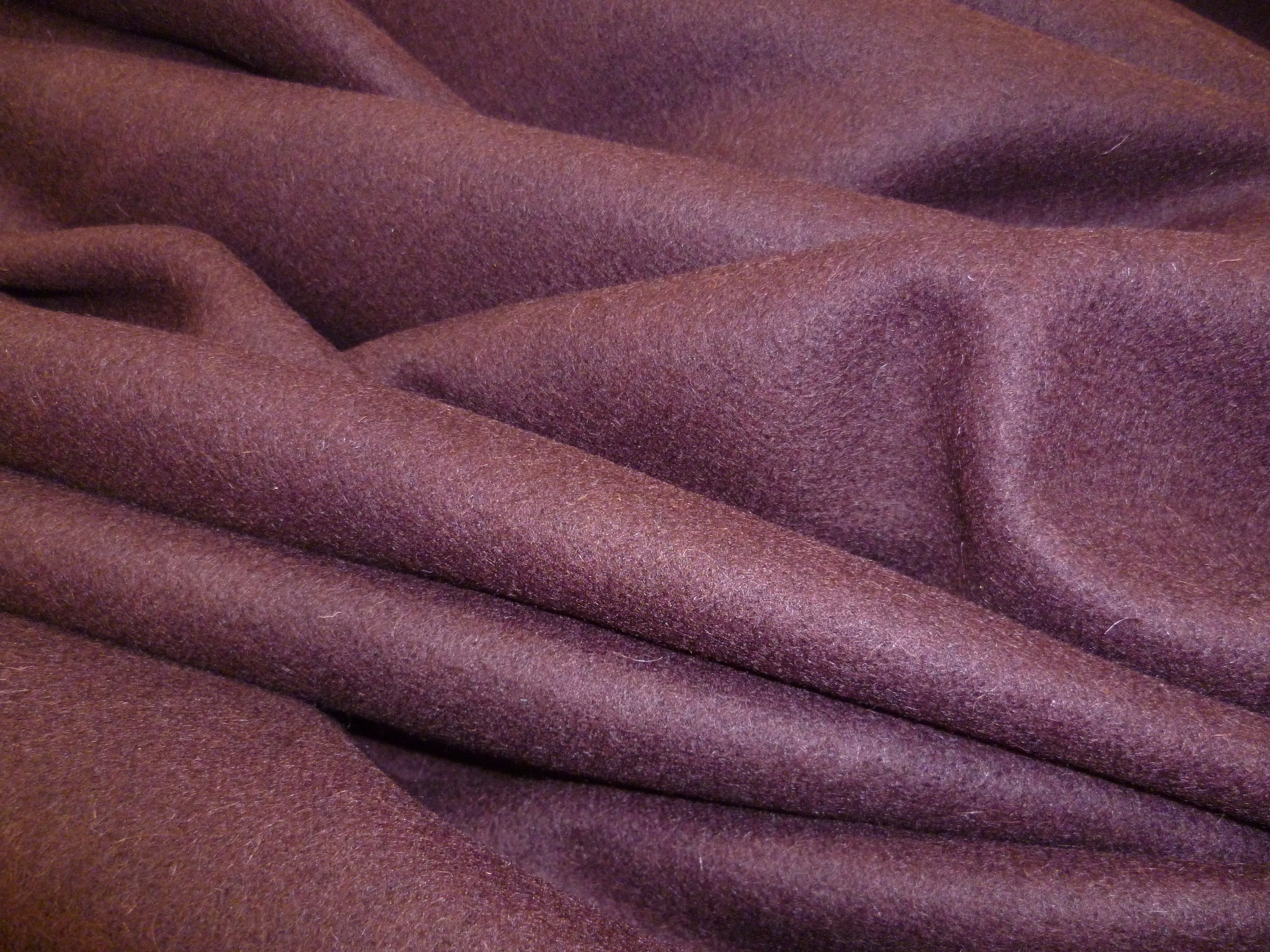 100% Wool ( NEW )