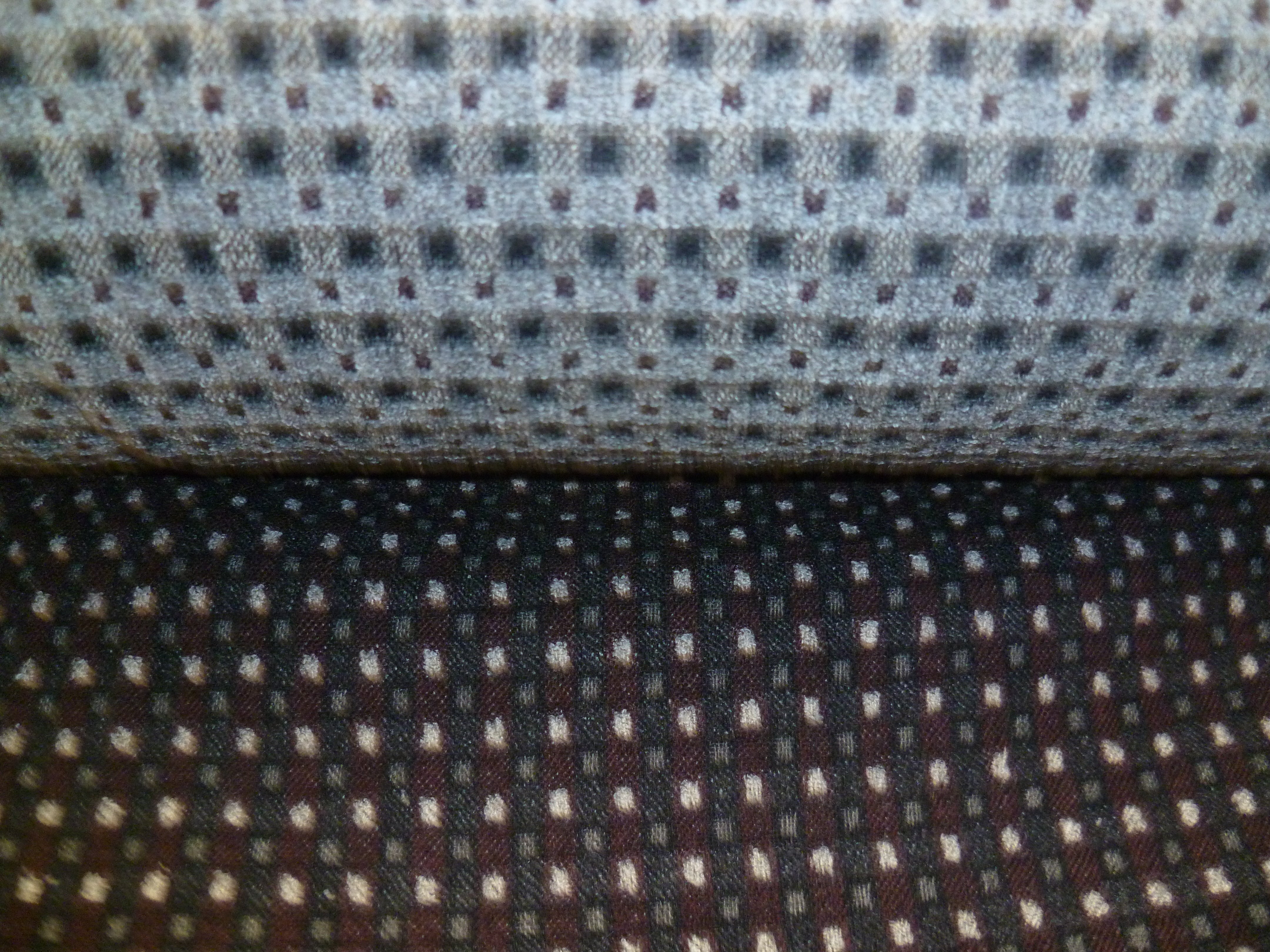 Silk / Wool Chanel Boucle ( NEW )