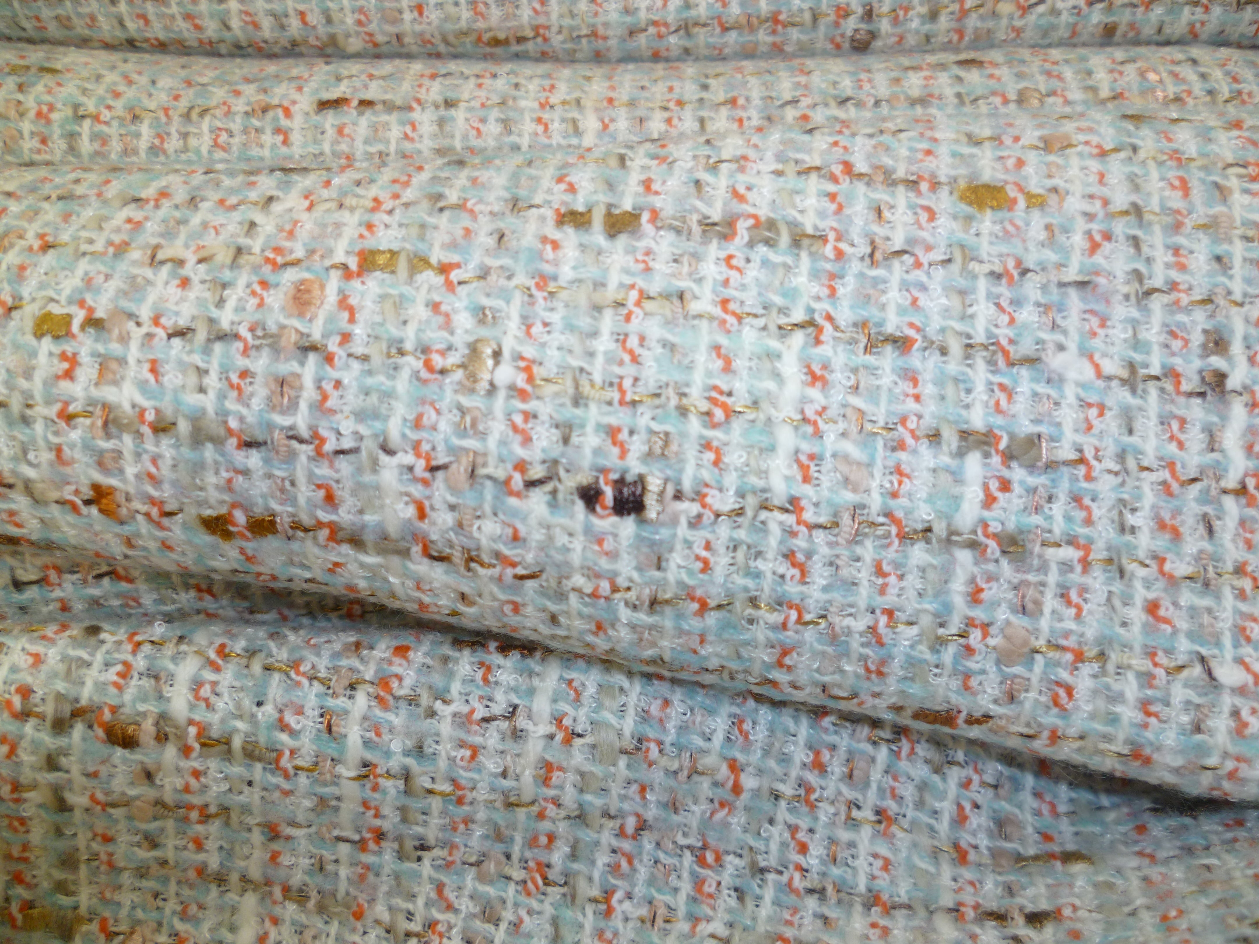 Silk / Wool  Chanel Boucle( NEW )