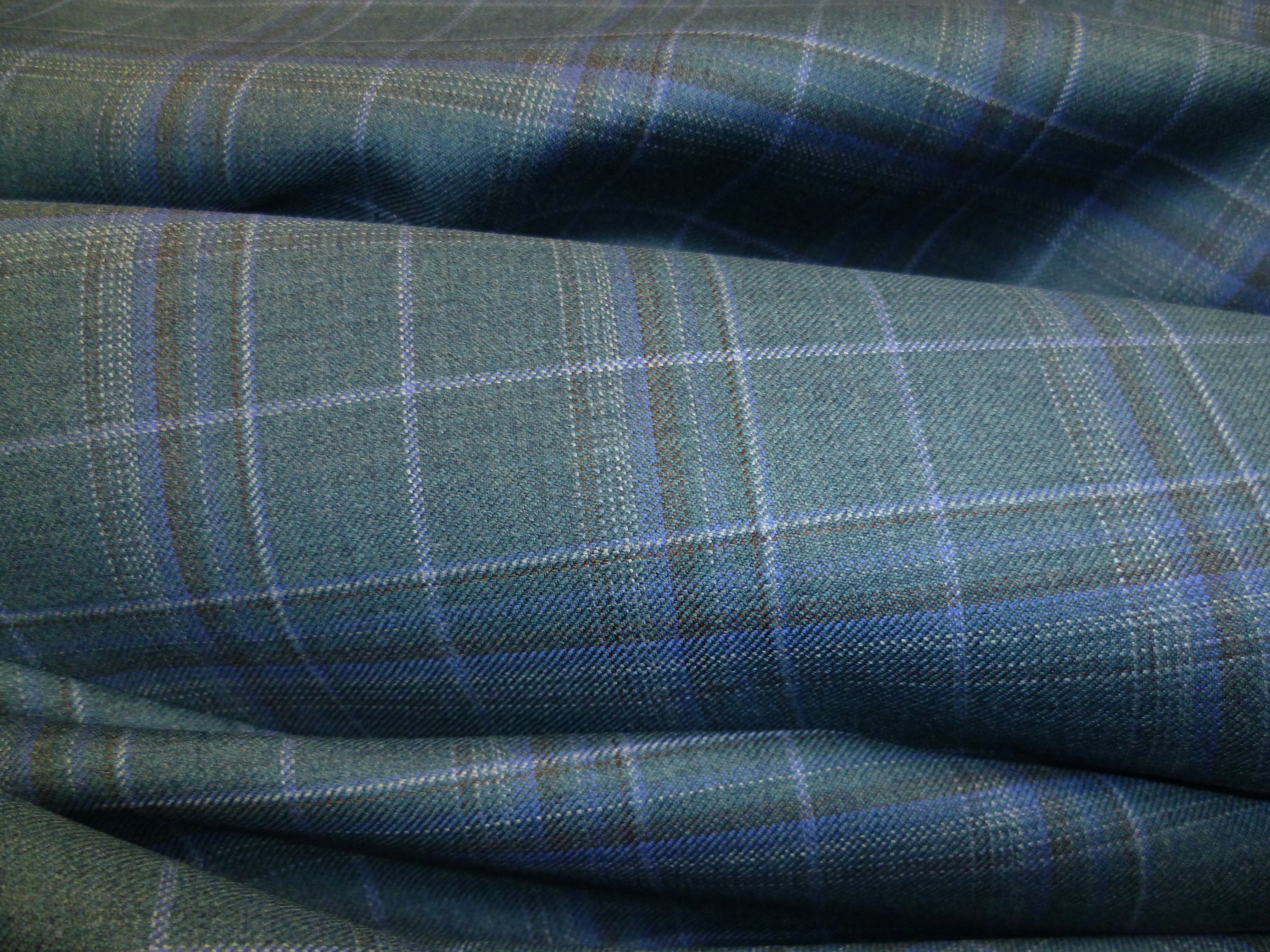100% Wool Worsted ( NEW 2023 )