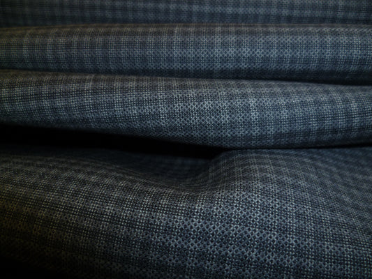 100 % Wool Worsted ( NEW FOR  2023 )