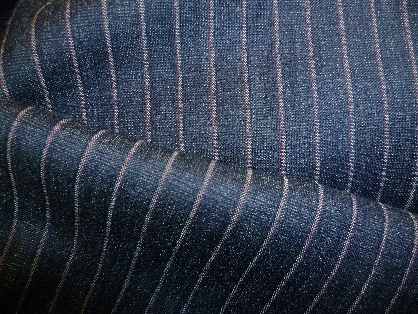 100 % Wool Worsted  ( NEW  )