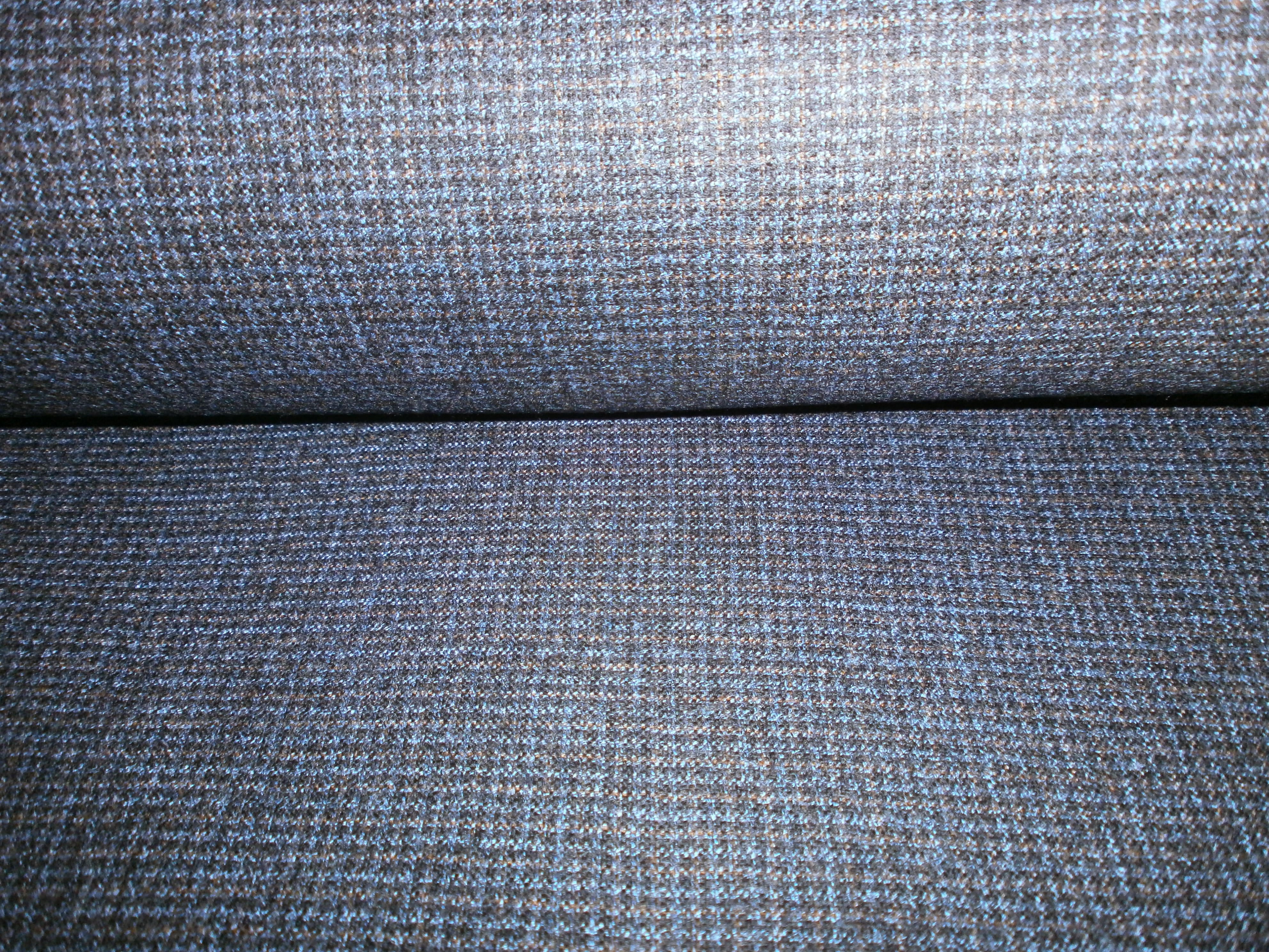 Cashmere / Wool. ( NEW 2022 )
